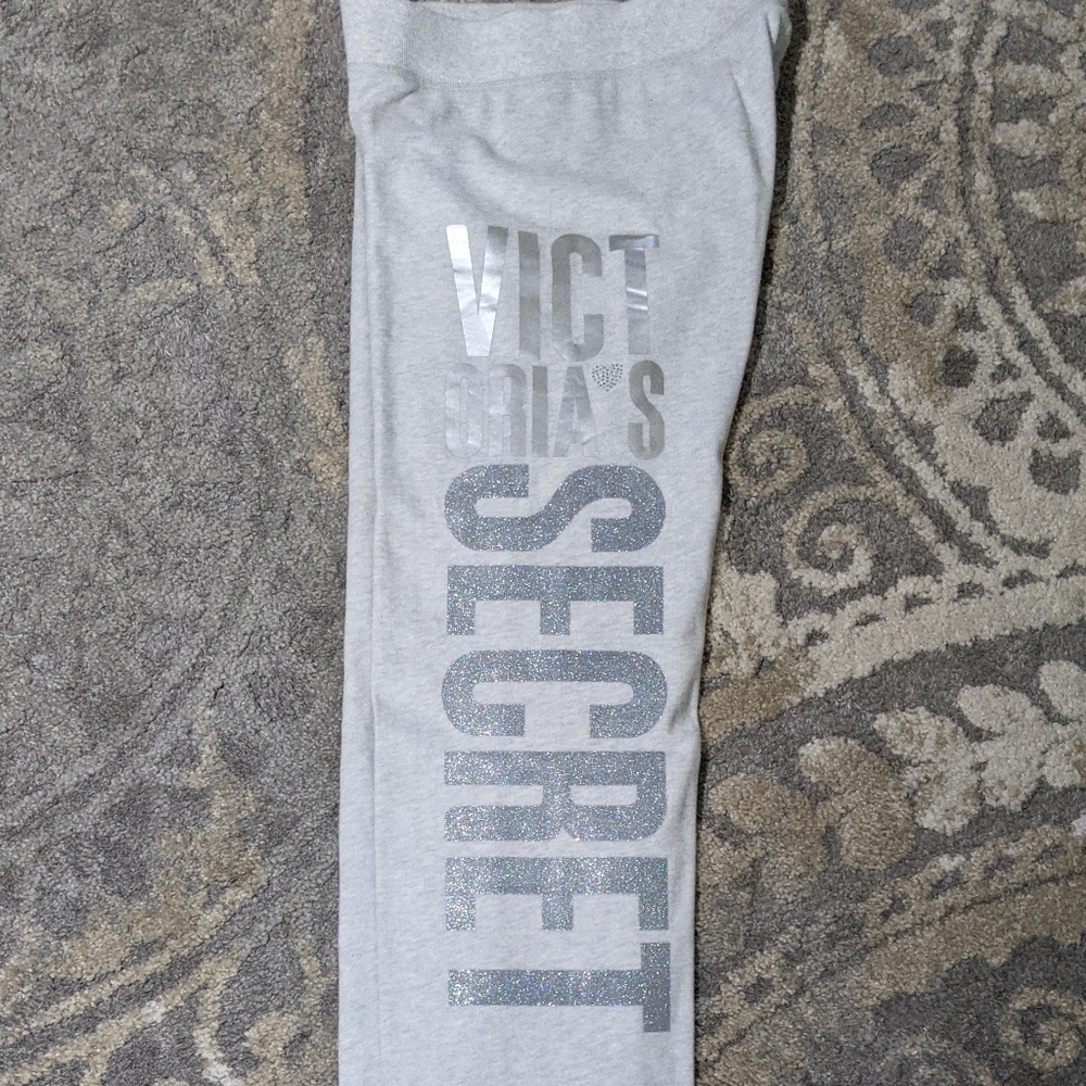 NWOT Victoria Secret Angles Gray Lounge Pants, S